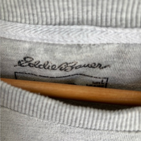 Women’s Grey Crewneck Sweatshirt! - Picture 3 of 4